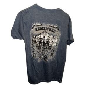 San Antonio the duck company graphic t-shirt size medium